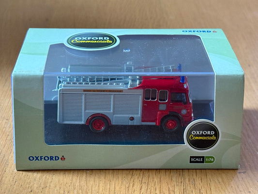 Oxford Diecast Bedford TK Fire Engine - Mid & West Wales - 1:76 OO Gauge
