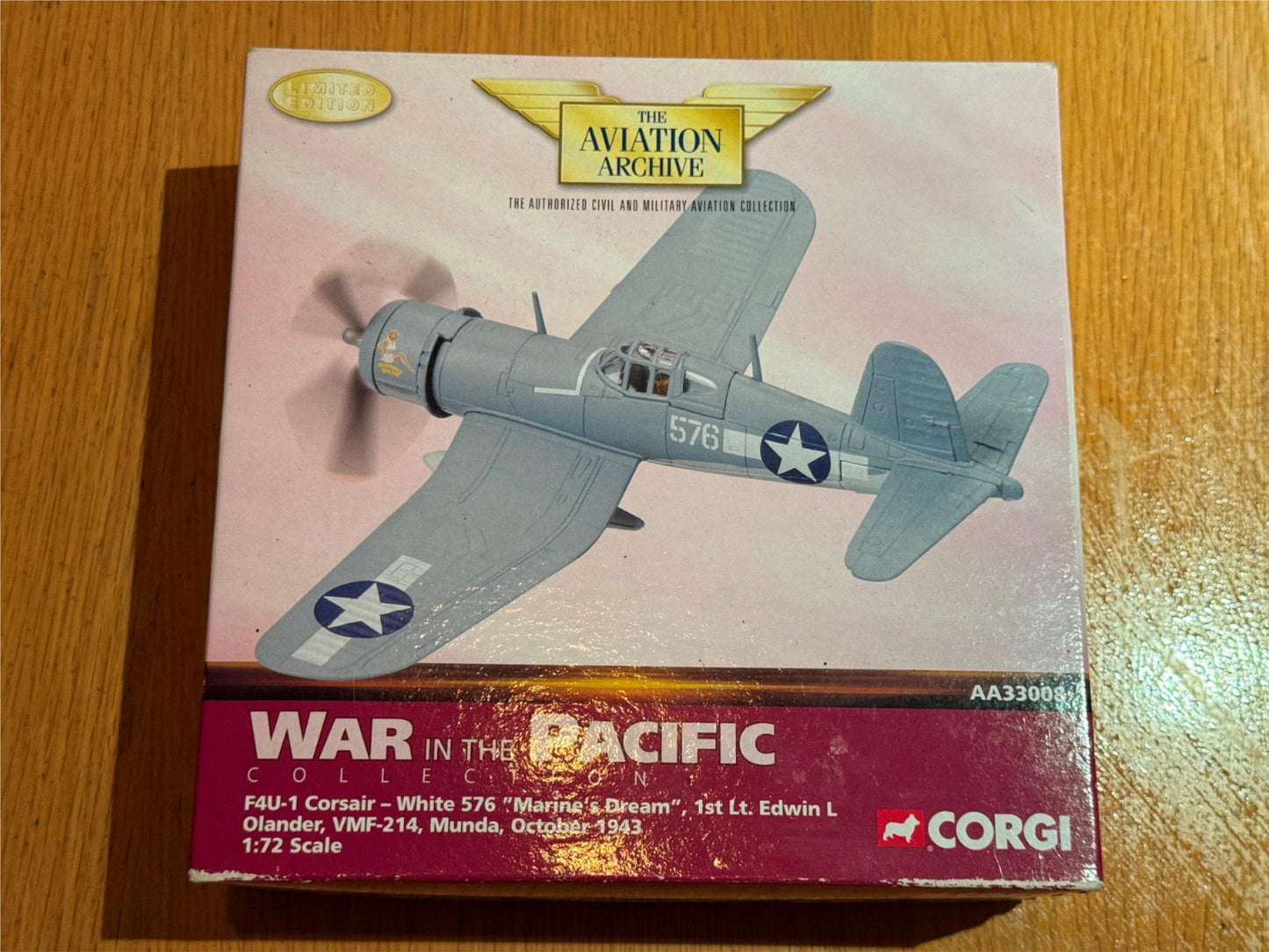 Corgi Aviation Archive 33008 War in the Pacific - F4U-01 Corsair White 576
