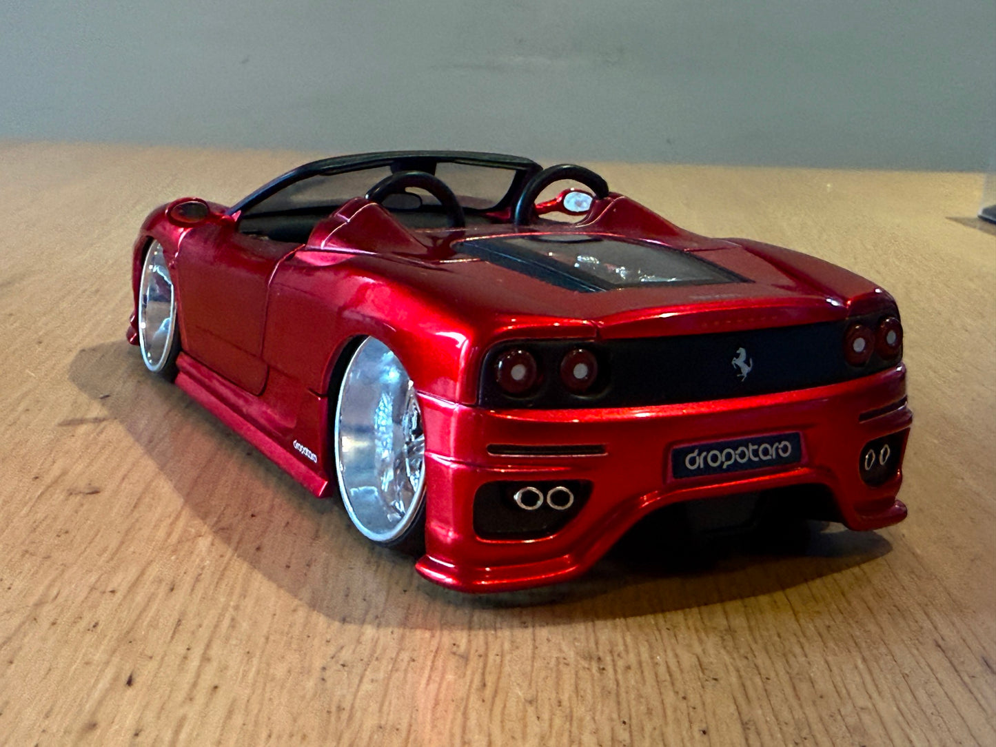 Hot Wheels Dropstars mid-scale (approx. 1:20) Red Ferrari 360 Spider
