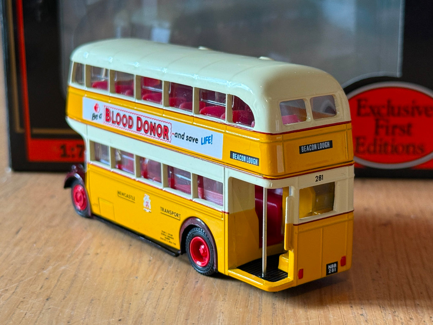 EFE 16114 - 1:76 Leyland PD2 Highbridge - Newcastle