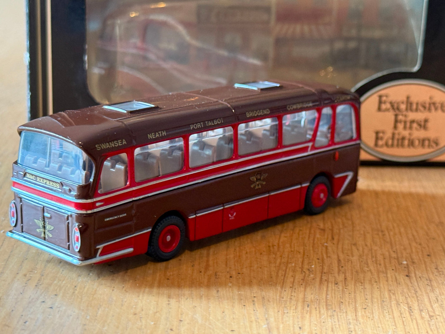EFE 12105 - 1:76 Harrington Cavalier Coach - Neath & Cardiff Swansea Bus