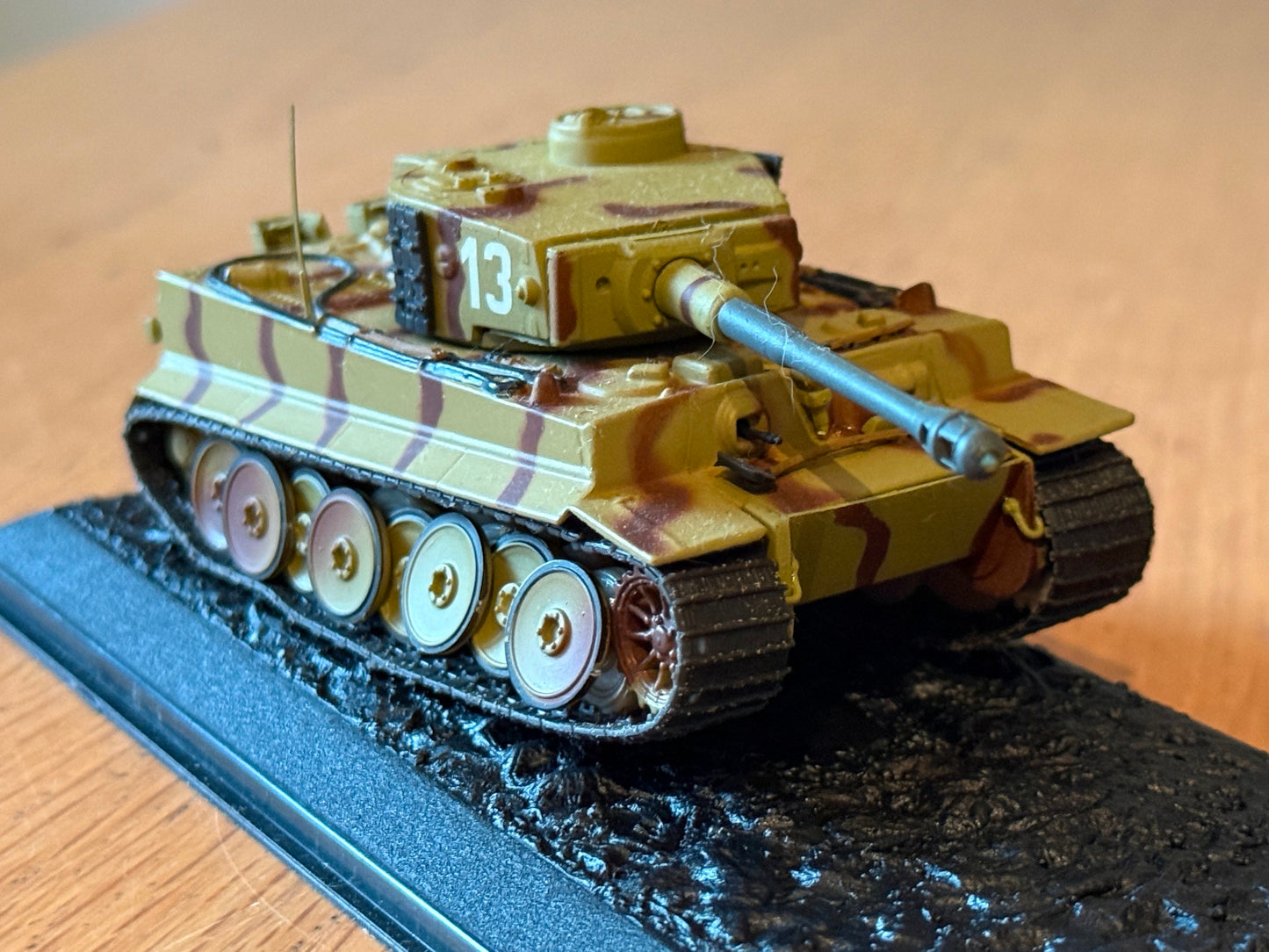 Unimax Forces of Valour Corgi Diecast Tank - Panzerkampfwagen Tiger Ausf. B