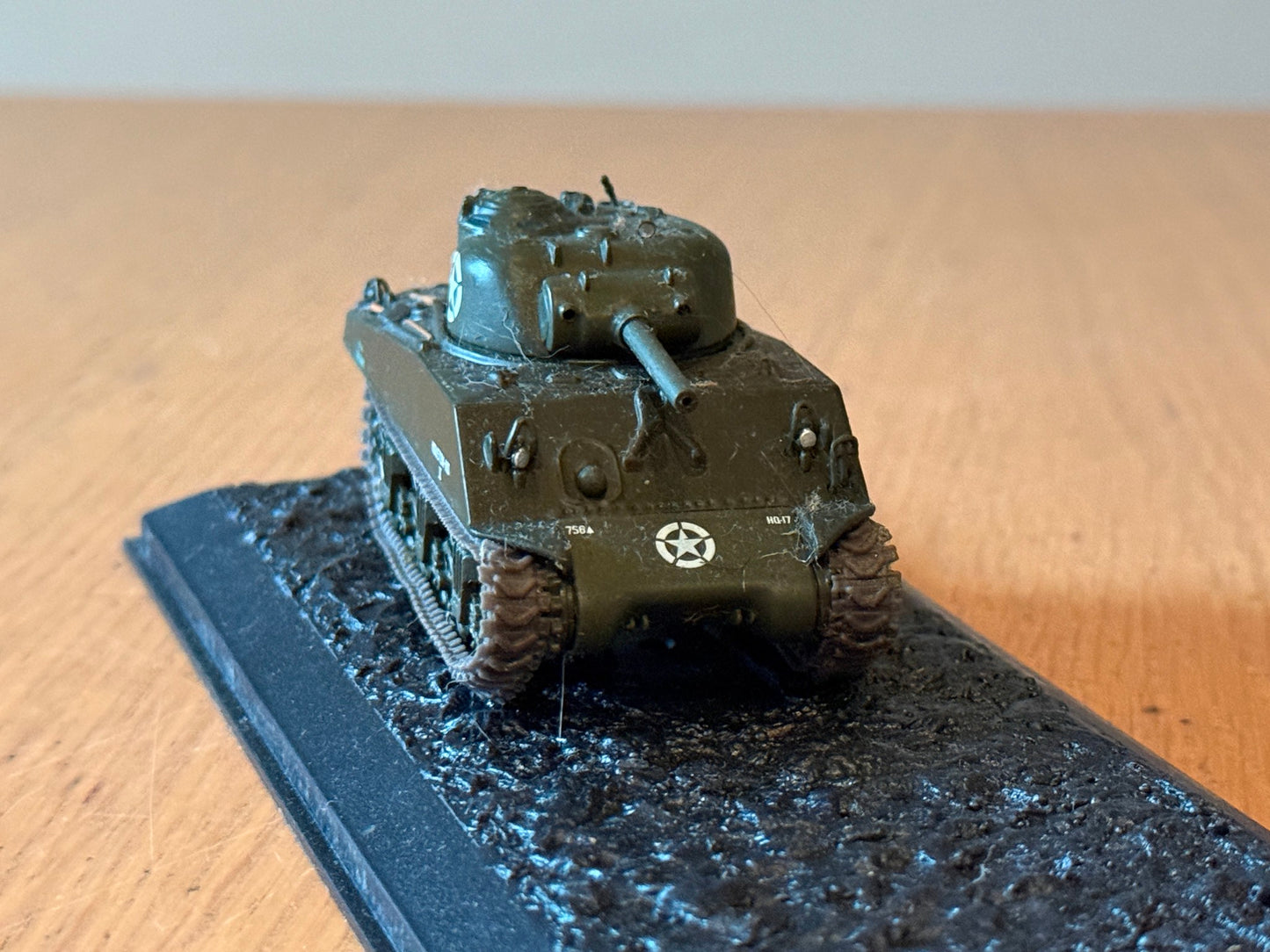 DeAgostini Combat Tanks Collection #3 M4A3 Sherman 756th France 1945