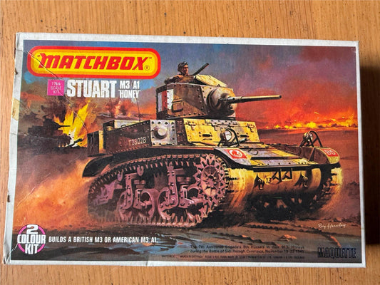 New Matchbox Stuart M1/A3 Honey Tank -1:76 Plastic Model Kit (never opened)