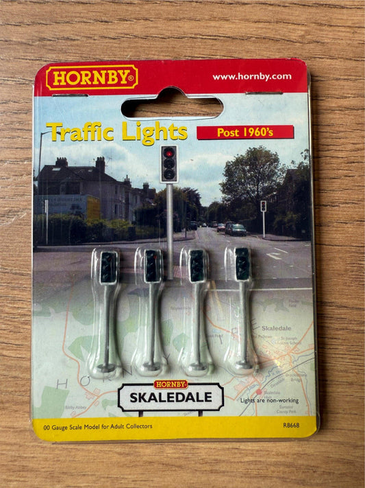 Hornby Skaledale OO Gauge - Traffic Lights Post-1960s BNIB