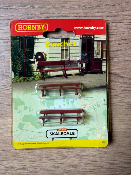 Hornby Skaledale OO Gauge - Benches BNIB