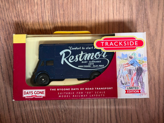 Trackside OO Gauge 1:76 DG 146004 Guy Pantechnicon - Restmor BNIB