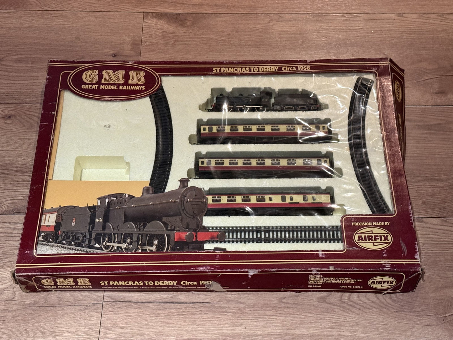 Airfix GMR 1983 OO Gauge Starter Set - St Pancras to Derby (1958)