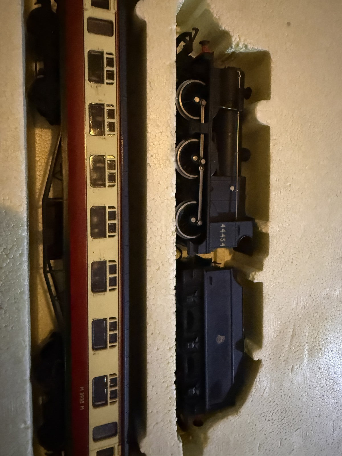 Airfix GMR 1983 OO Gauge Starter Set - St Pancras to Derby (1958)