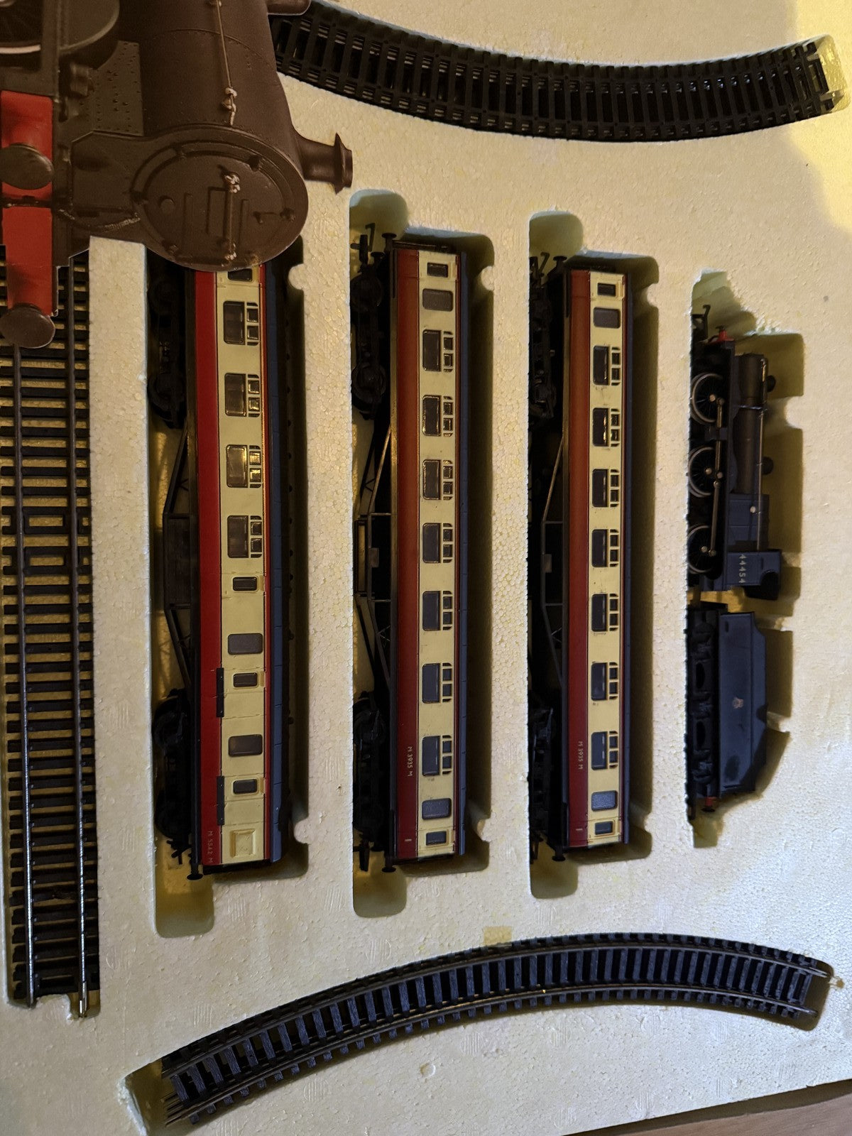 Airfix GMR 1983 OO Gauge Starter Set - St Pancras to Derby (1958)