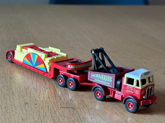 Atlas Editions OO Gauge -  AEC Mammoth and Load - 'Harris's Amusements'