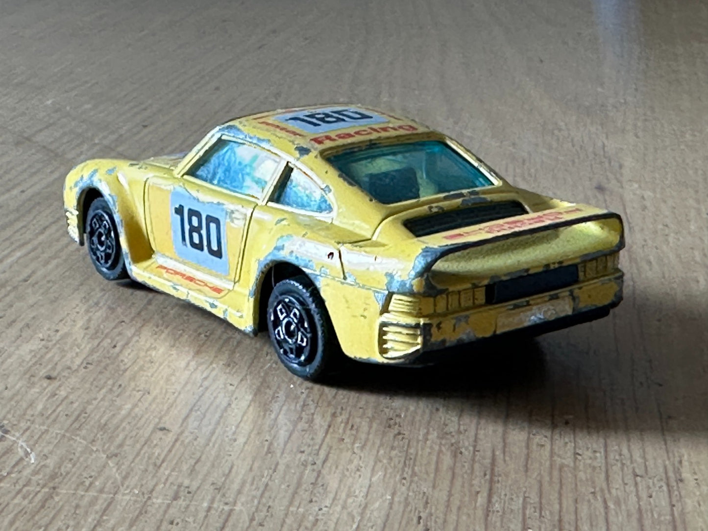 Bburago Diecast Porsche 959 Rally Diecast Metal Car Sports Racing 180