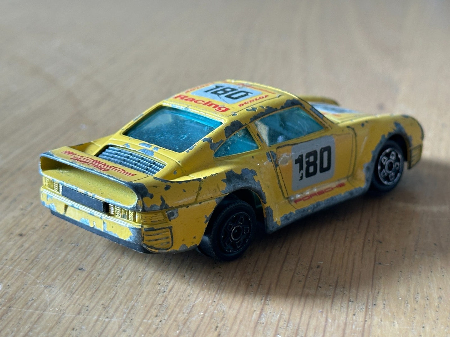 Bburago Diecast Porsche 959 Rally Diecast Metal Car Sports Racing 180