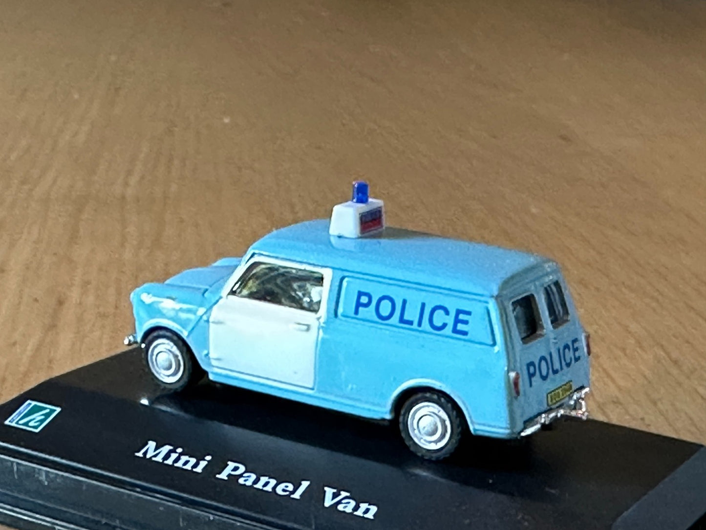 Cararama - 1:72 Scale Morris/Austin Police Mini Panel Van