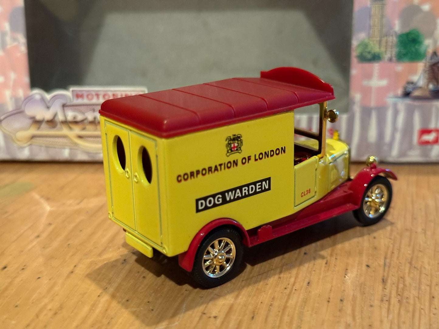 Corgi 61202 /1 - London Scene - Dog Warden, Corporation Of London