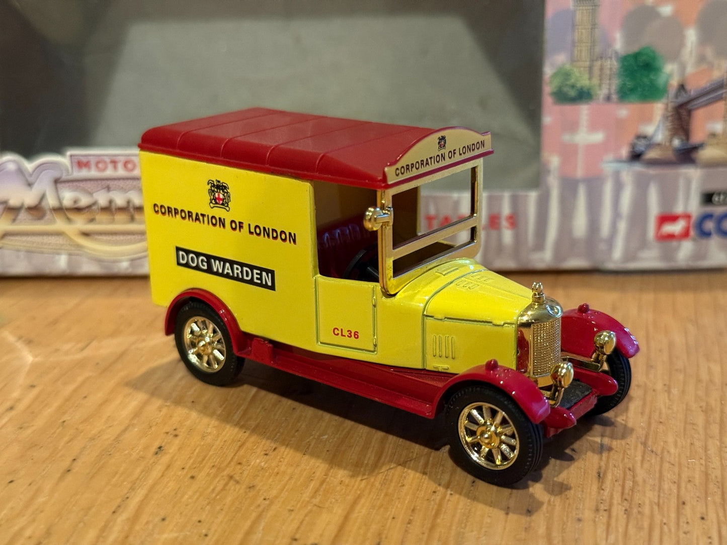 Corgi 61202 /1 - London Scene - Dog Warden, Corporation Of London