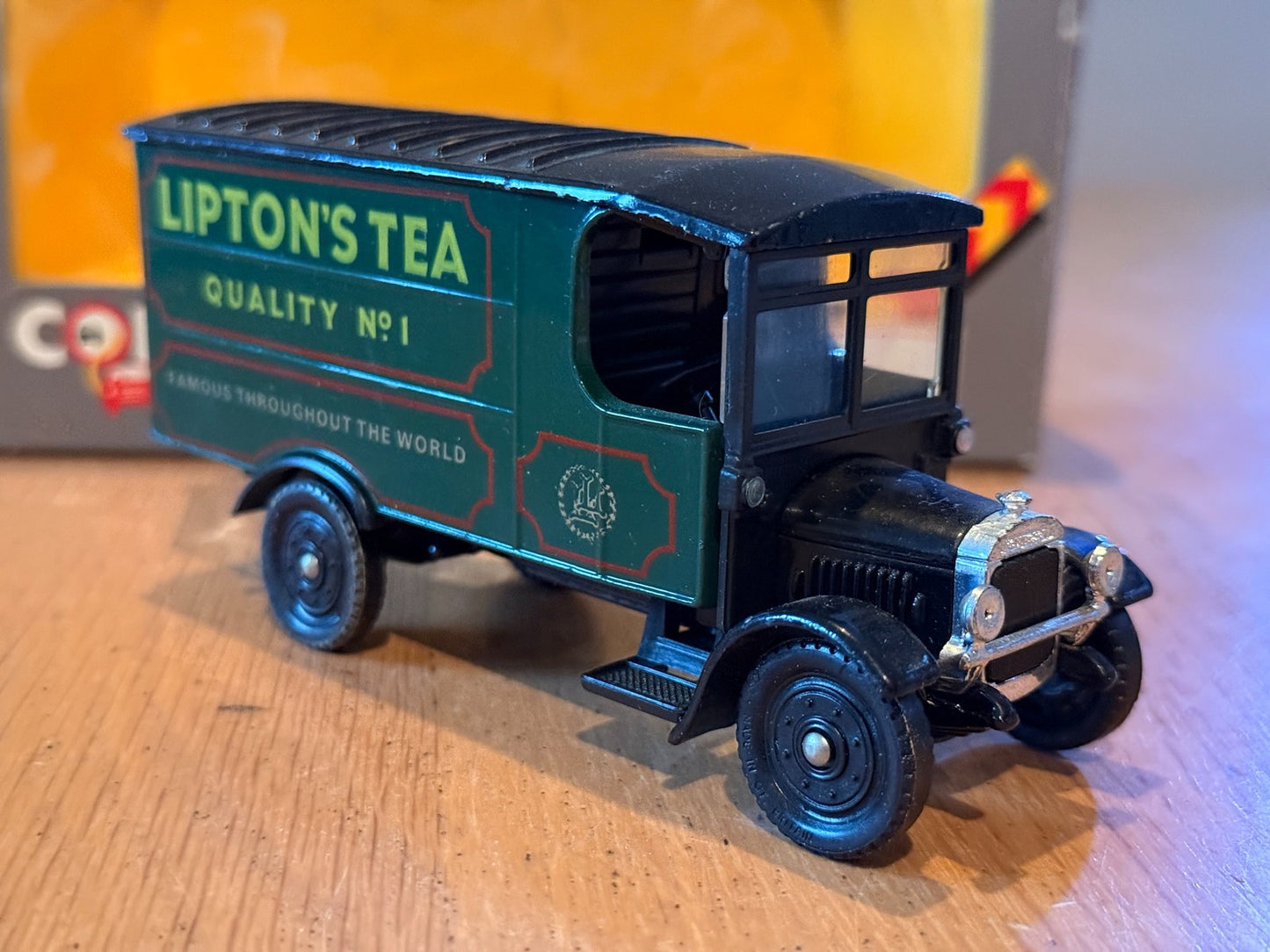 Corgi Classics 97100: 1:50 1929 Thornycroft - Lipton's Tea