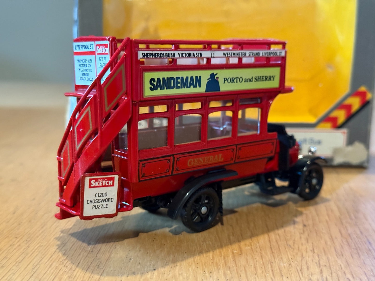 Corgi Classics C858: 1:43 Thornycroft Bus