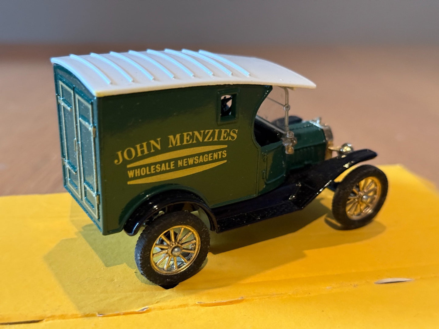 Corgi D865/15 - Ford Model T Van - John Menzies