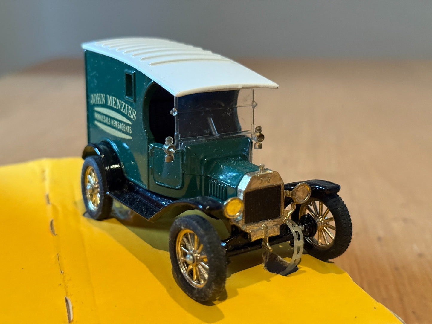 Corgi D865/15 - Ford Model T Van - John Menzies
