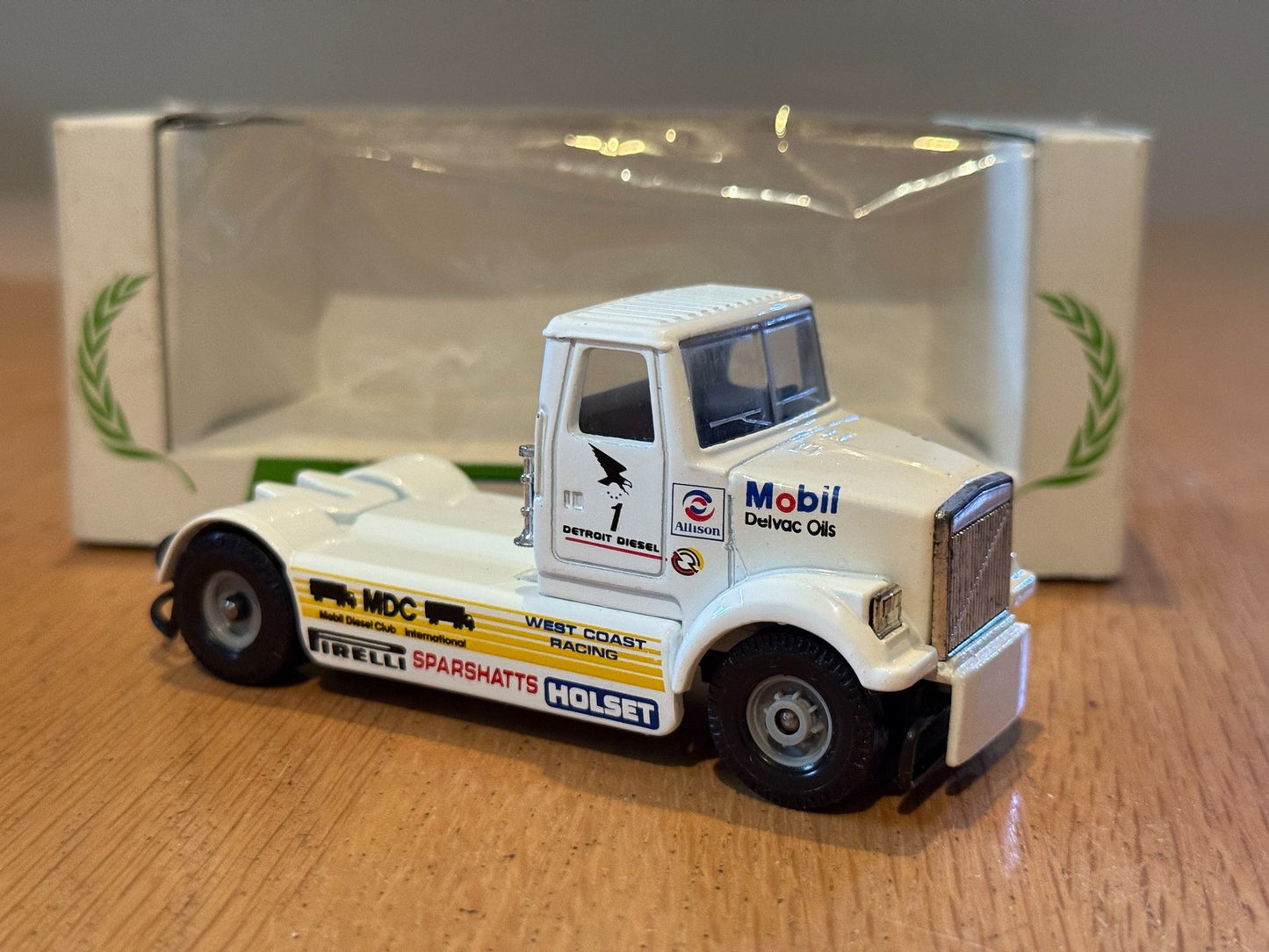Corgi Diecast - Mobil Collection - Volvo Racing Truck