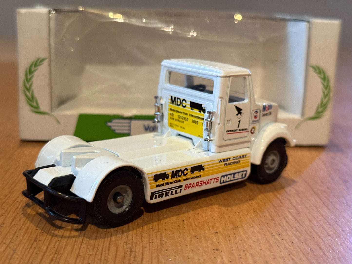 Corgi Diecast - Mobil Collection - Volvo Racing Truck