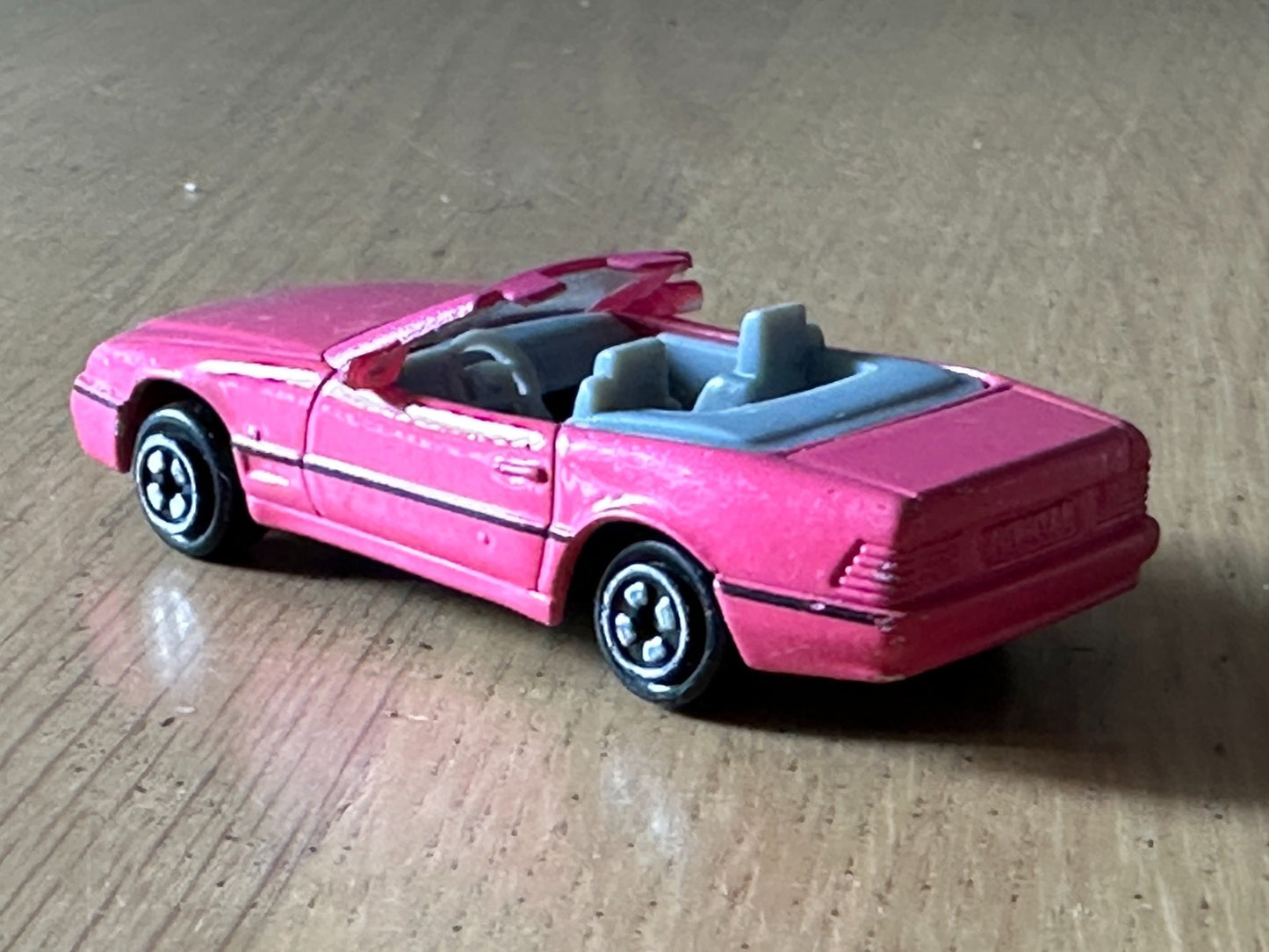 Corgi Diecast Mercedes-Benz 500SL