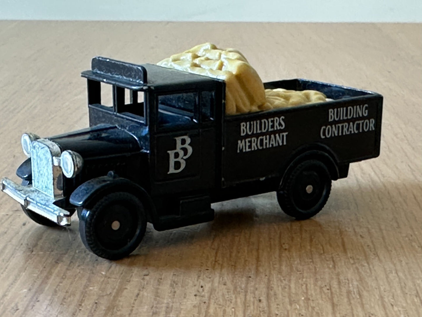 Corgi diecast Morris Truck - BB Building Contractor Builders Merchant