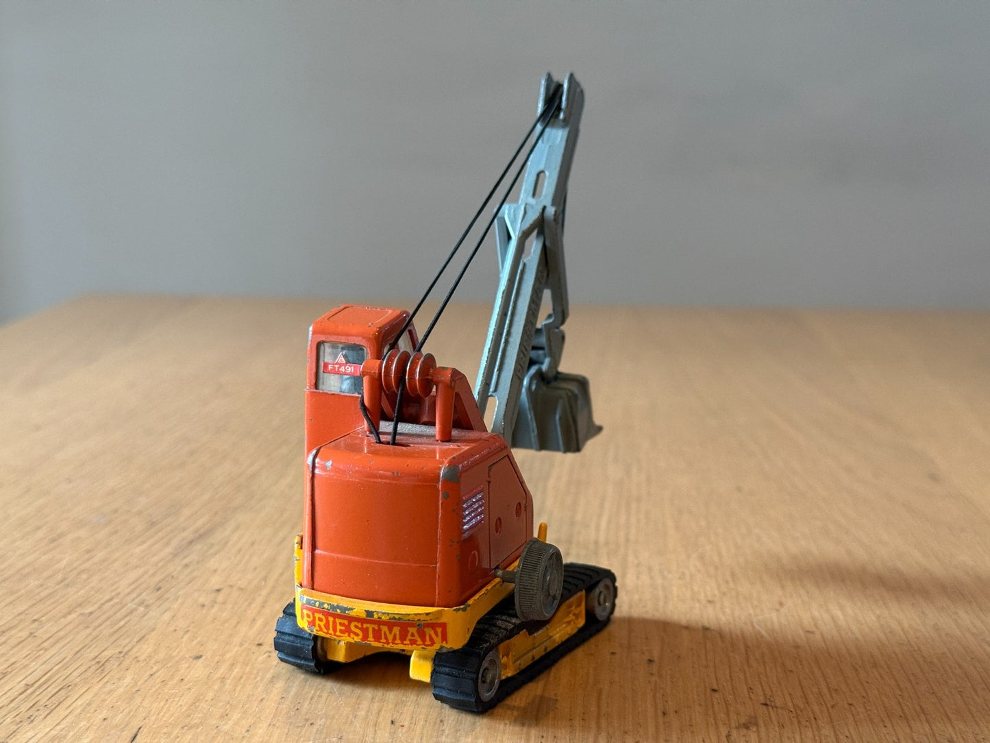 Corgi Major Toys 1128 - Priestman Cub Shovel