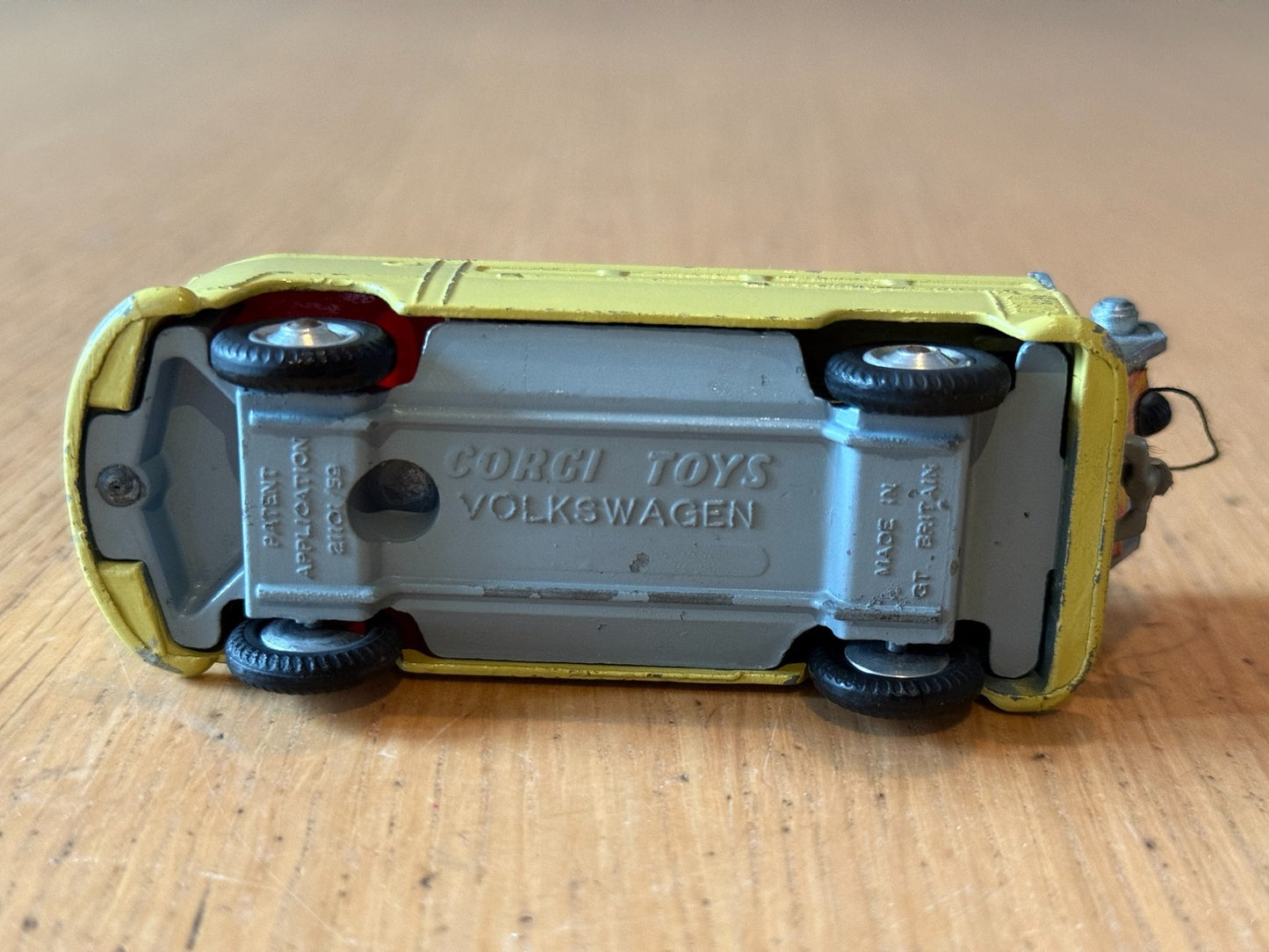 Corgi No. 21101/59 -  Volkswagen VW T1 Pick Up Bulli