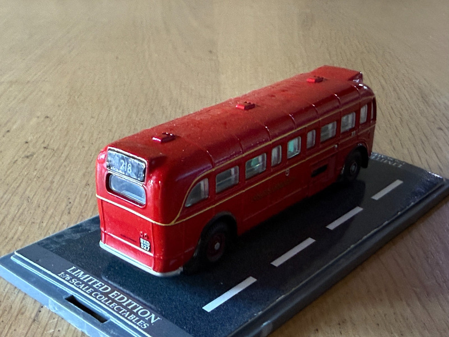 Corgi Original Omnibus 1:76 OM41003 - AEC 404 Single Deck Bus - London Transport