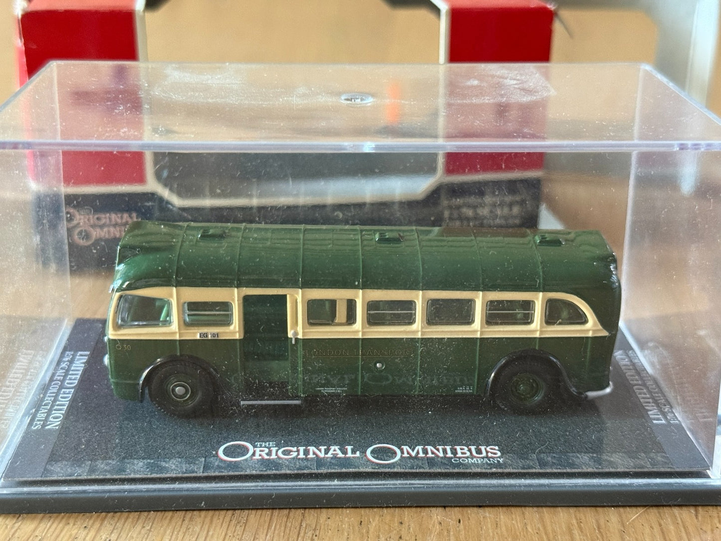 Corgi Original Omnibus 1:76 OM41009 - AEC Q Single Deck Bus - London Transport
