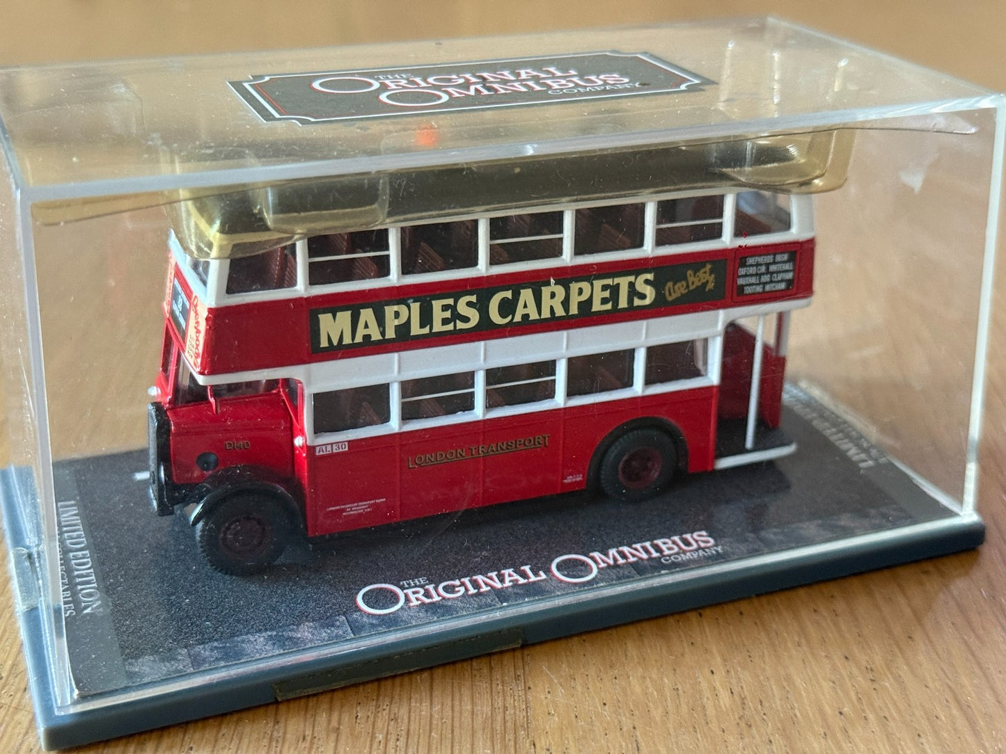 Corgi Original Omnibus 1:76 OM43902 - Daimler CW Utility - London Transport