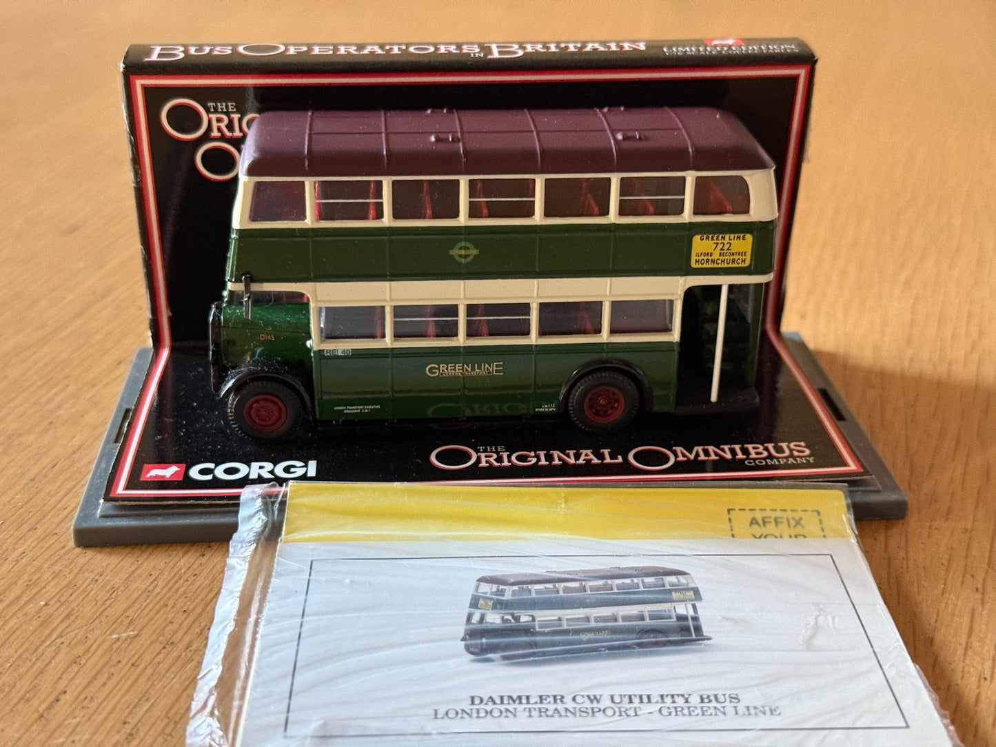 Corgi Original Omnibus 1:76 OM43905 - Daimler CW Utility - Greenline