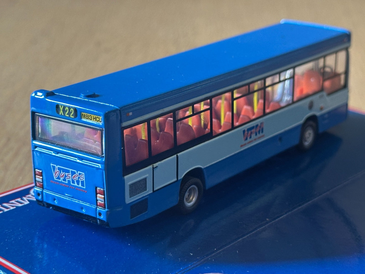 Corgi Original Omnibus 42809 - 1:76 Platon Pointer Dennis Dart Bus