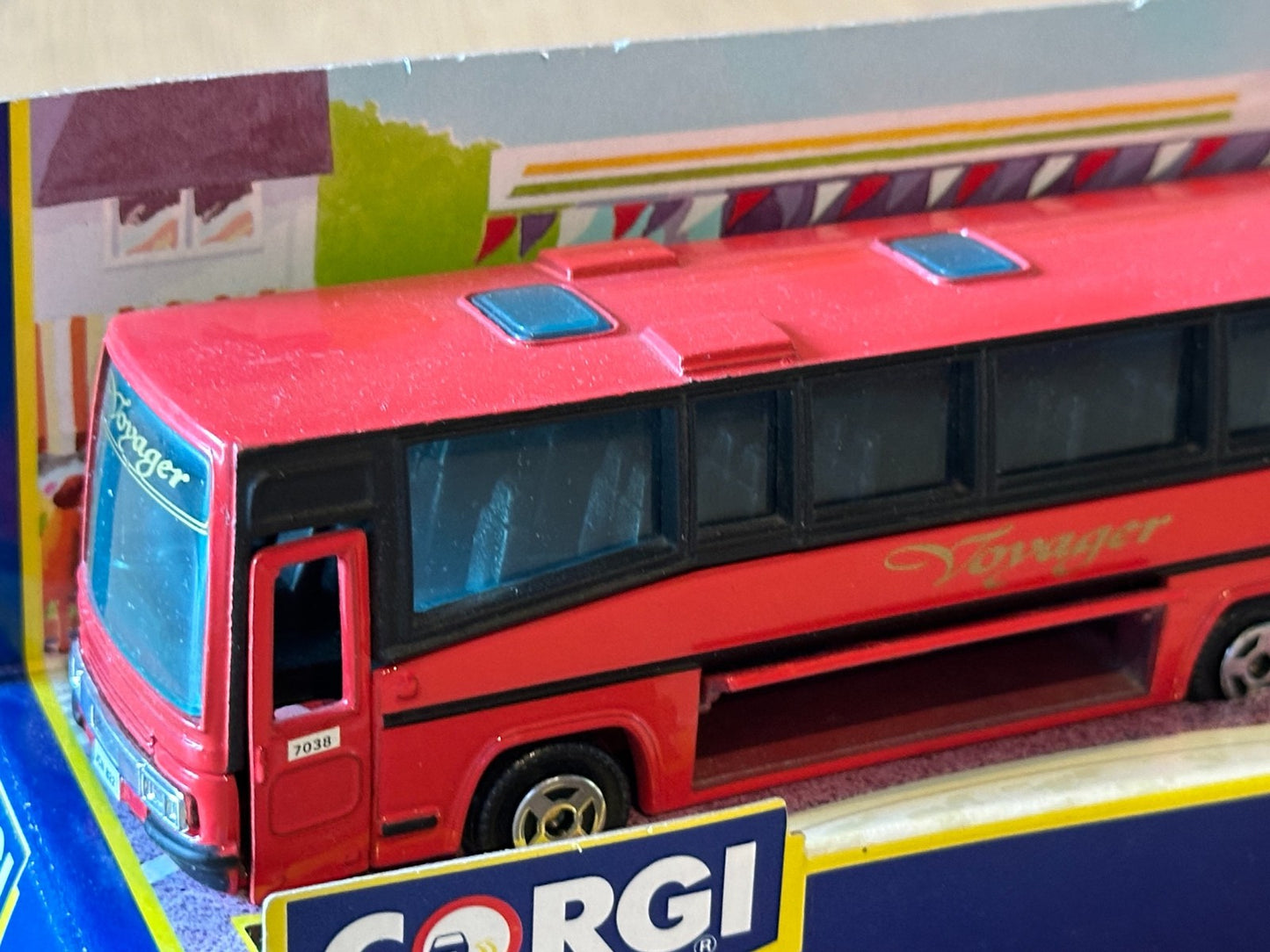 Corgi Promotional Model - 1:50 Plaxton Paramount Coach - Voyager