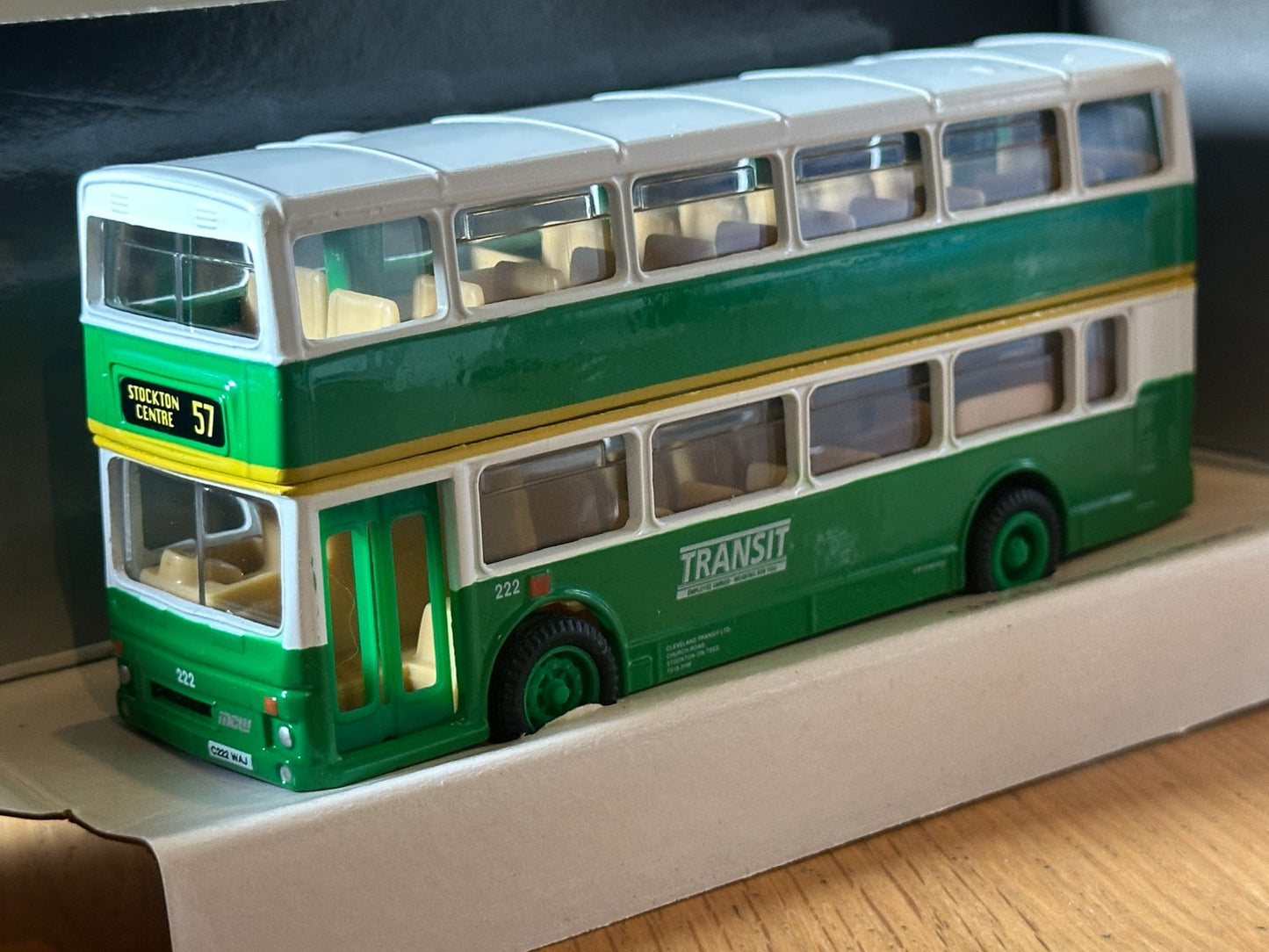 Corgi Sunbeam 97802 - 1:76 97802 MCW Metrobus 'Cleveland Transit' - Route 222