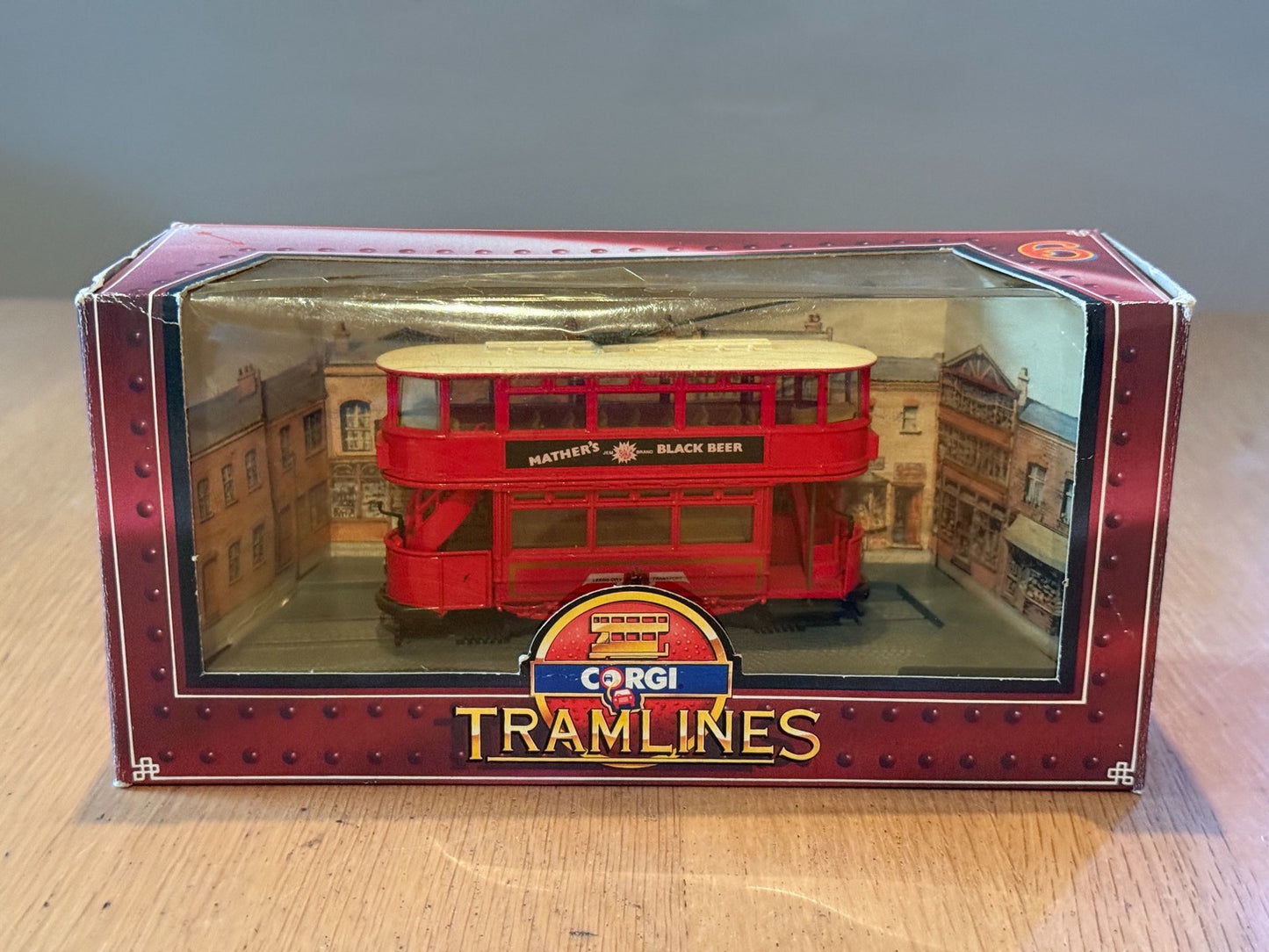 Corgi Tramlines OO Gauge 1:76 C992/1 Leeds City Transport