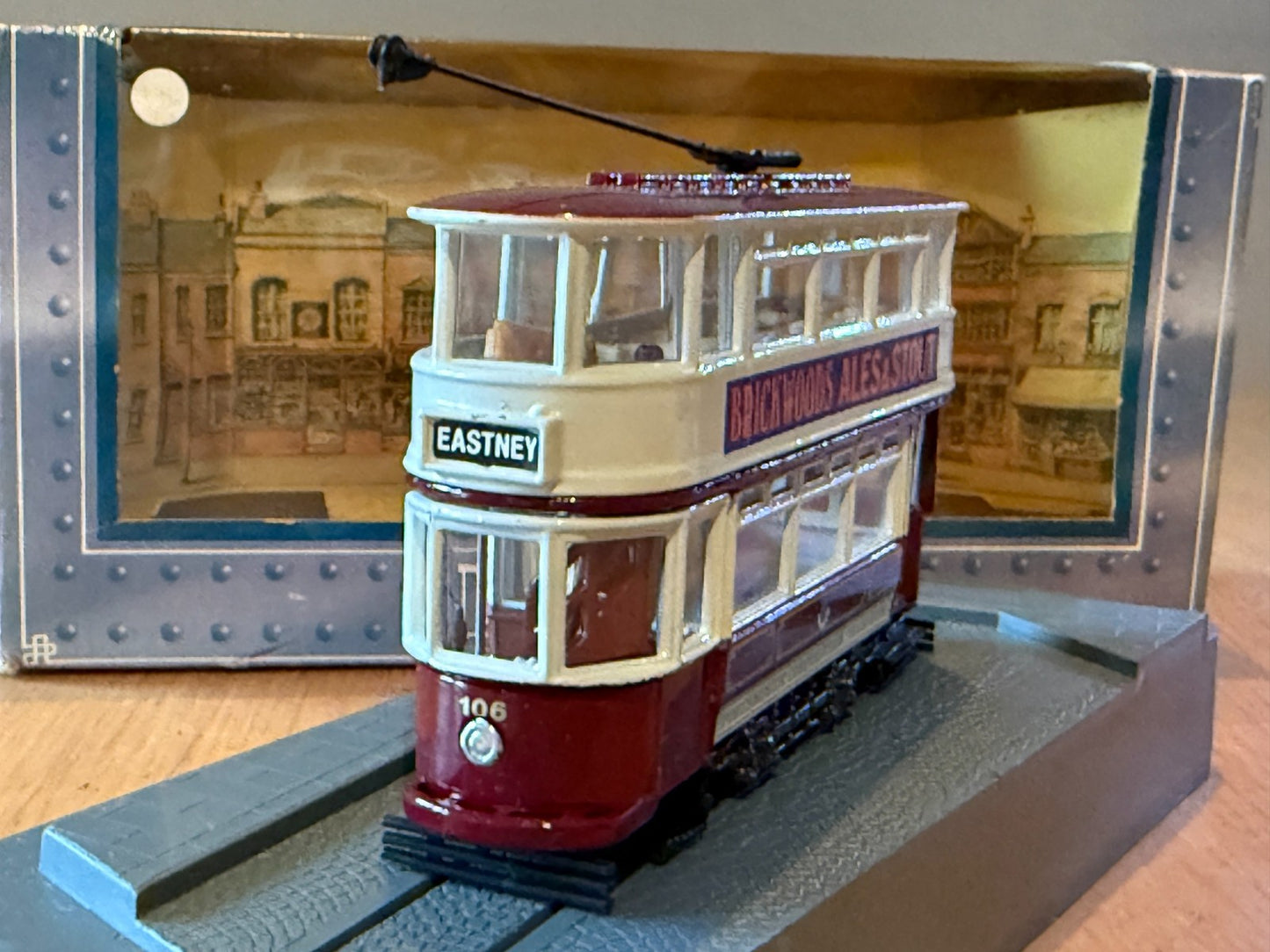 Corgi Tramlines OO Gauge 1:76 C993/1 Portsmouth Corporation