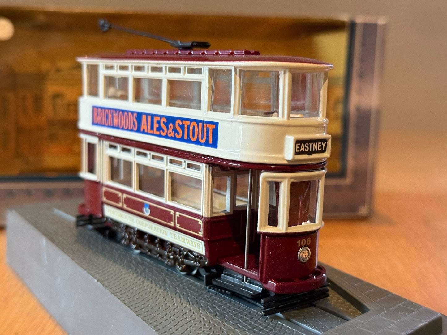 Corgi Tramlines OO Gauge 1:76 C993/1 Portsmouth Corporation
