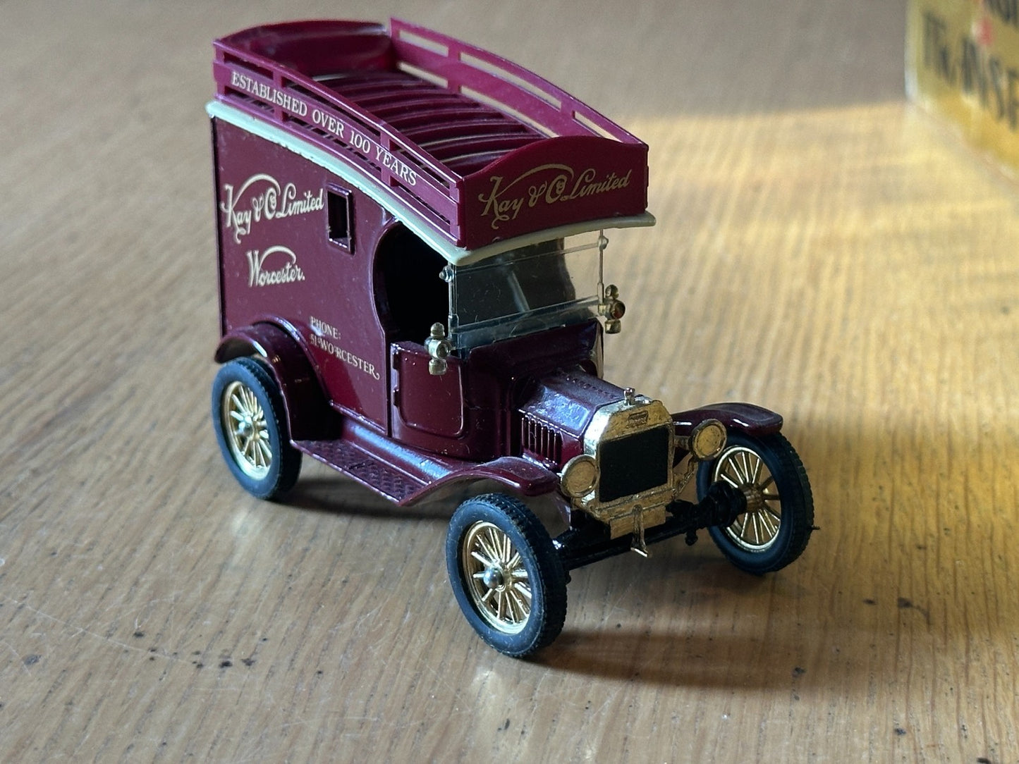 Corgi Transport of the 30s Set Kay & Co - Thornycroft Van / Model T Van