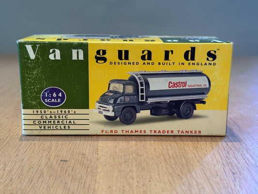 Corgi Vanguards 1:64 Ford Thames Trader Tanker - Castrol