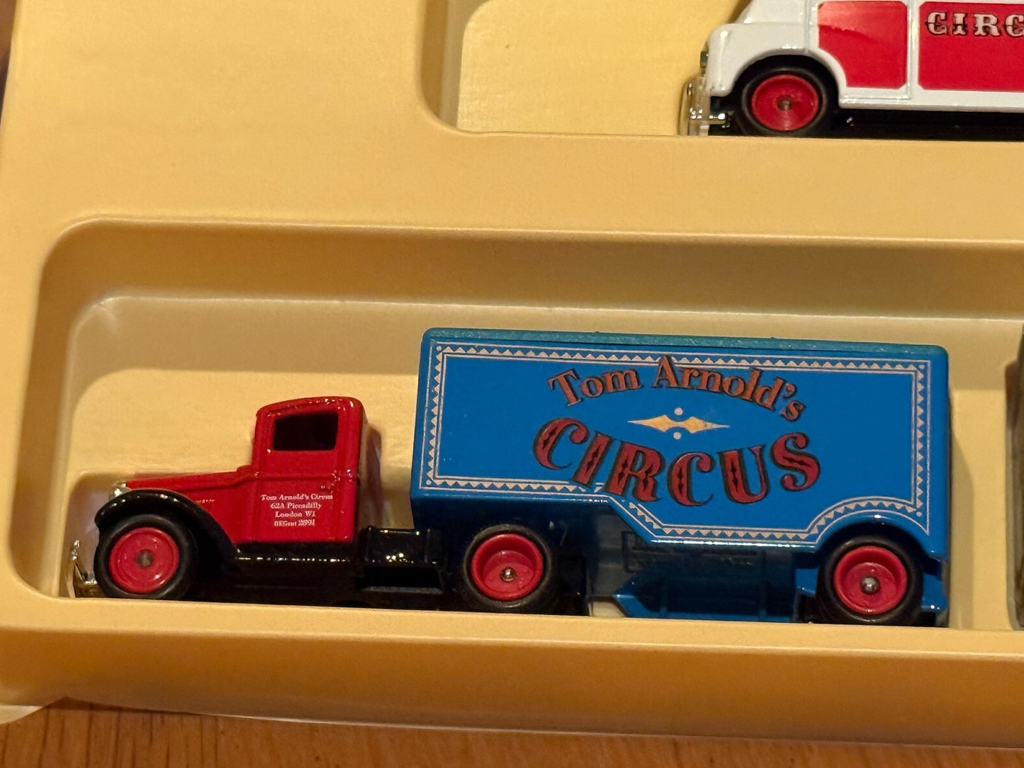 Days Gone Circus Collection CR1003 Circus Pack of Three Vehicles