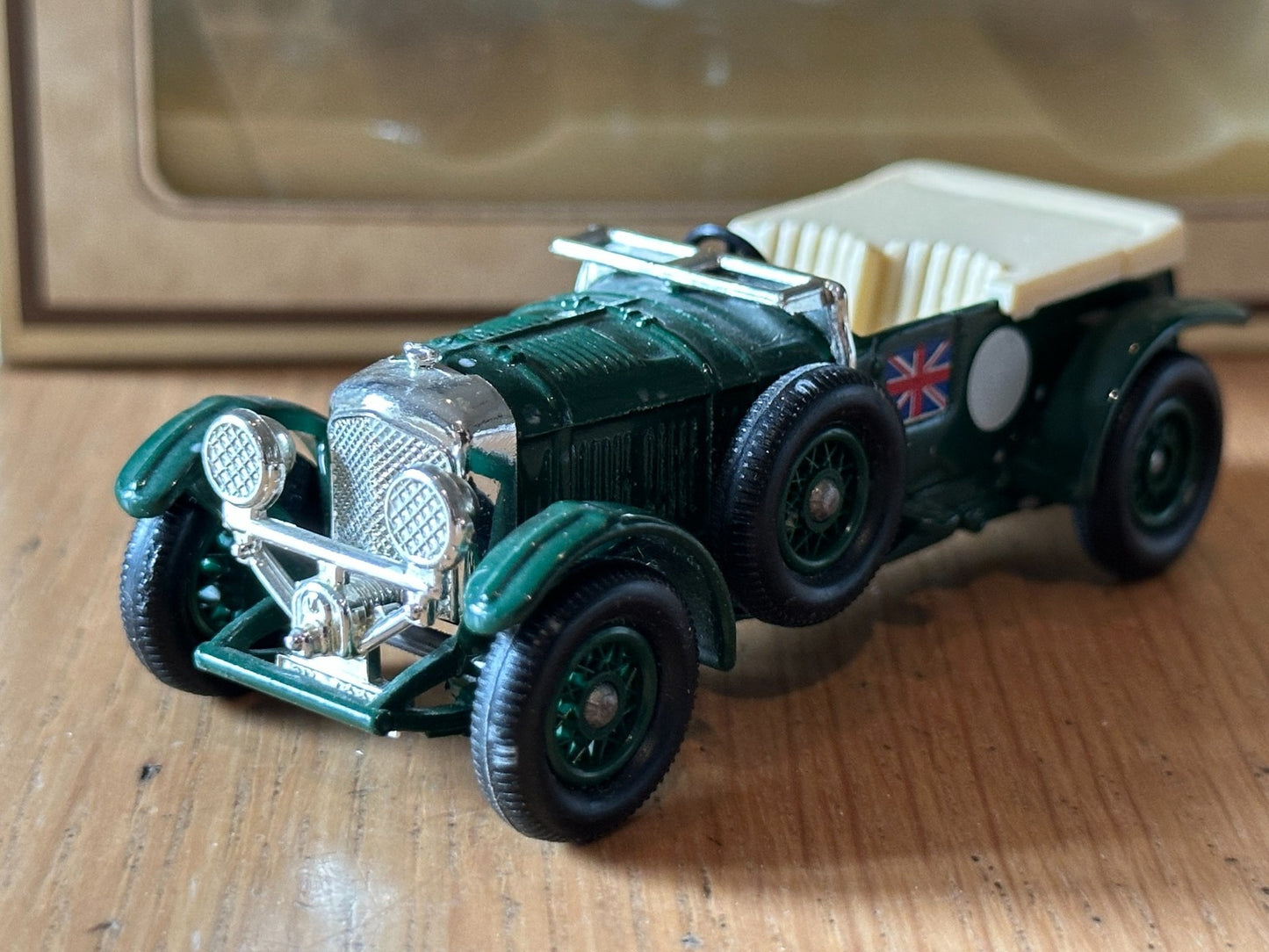 Days Gone DG46000 - Bentley 4.5litre, British Racing Green, without Racing No.