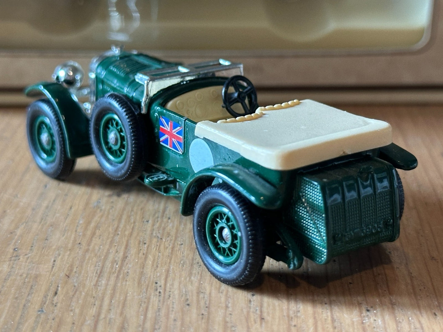 Days Gone DG46000 - Bentley 4.5litre, British Racing Green, without Racing No.