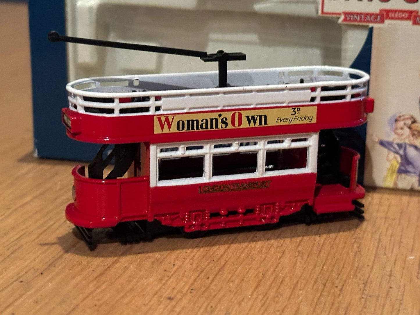 Days Gone Dick Kerr Tram - 109003 - Woman's Own - Boxed