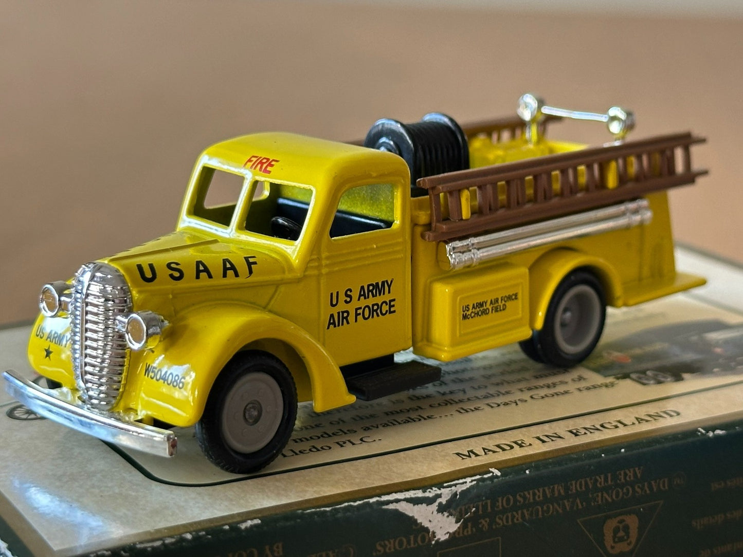Days Gone Diecast 1939 Ford Fire Engine - USAAF Fire Service