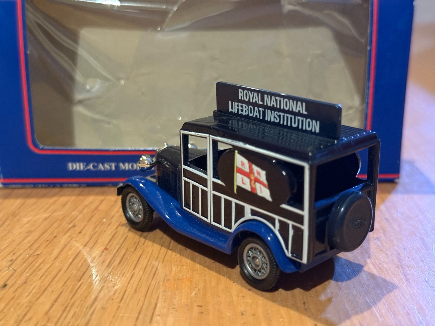 Days Gone LP07008 - Model A Ford Woody Wagon, RNLI