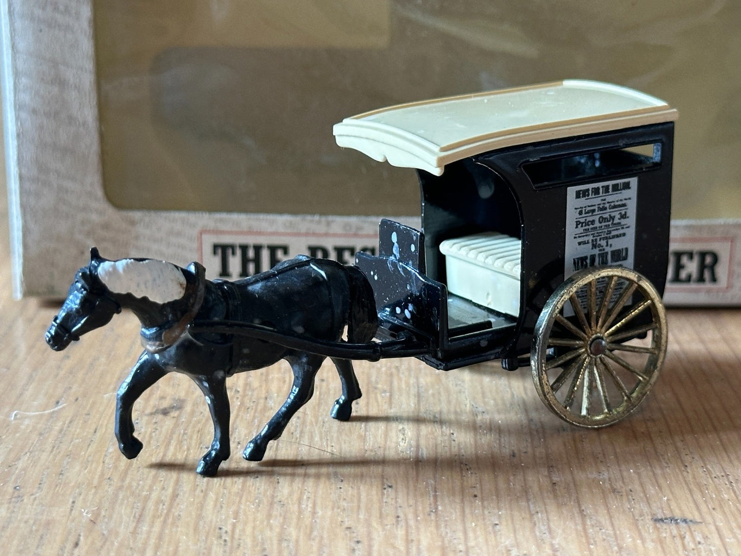 Days Gone PM108002 - Horse Drawn Delivery Van - News of the World