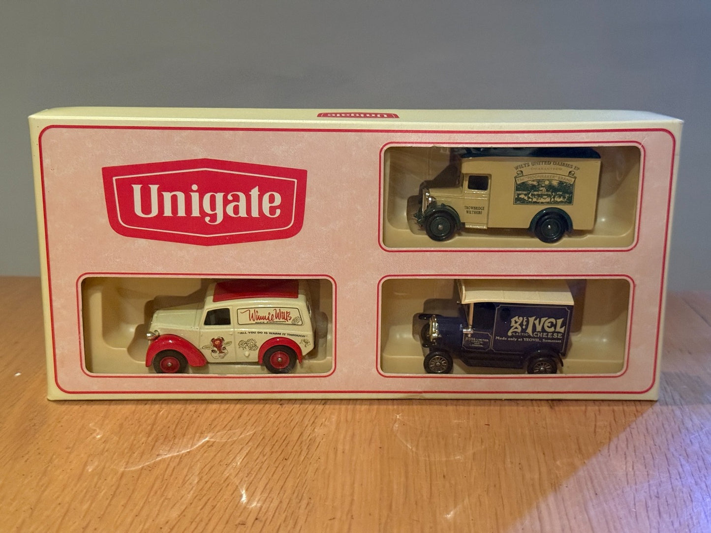 Days Gone UNI1994 Unigate Dairies - Wiltshire/Somerset, 3 piece set.
